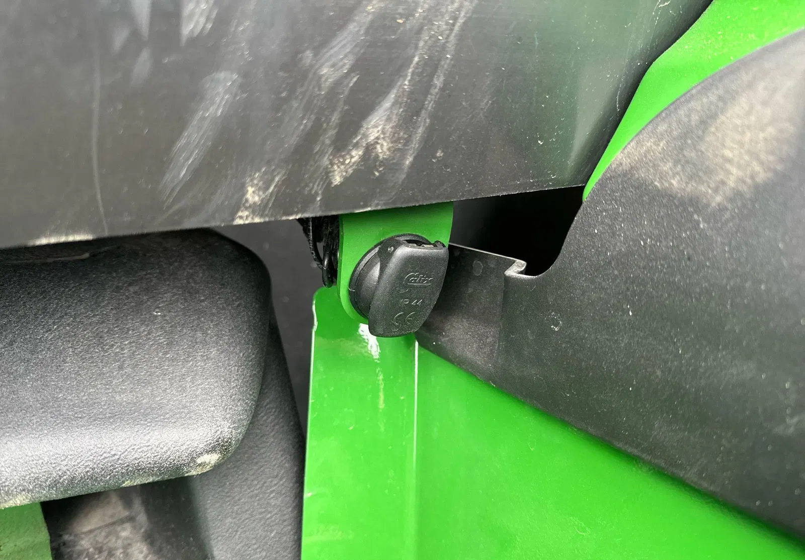 2022 John Deere 6R195