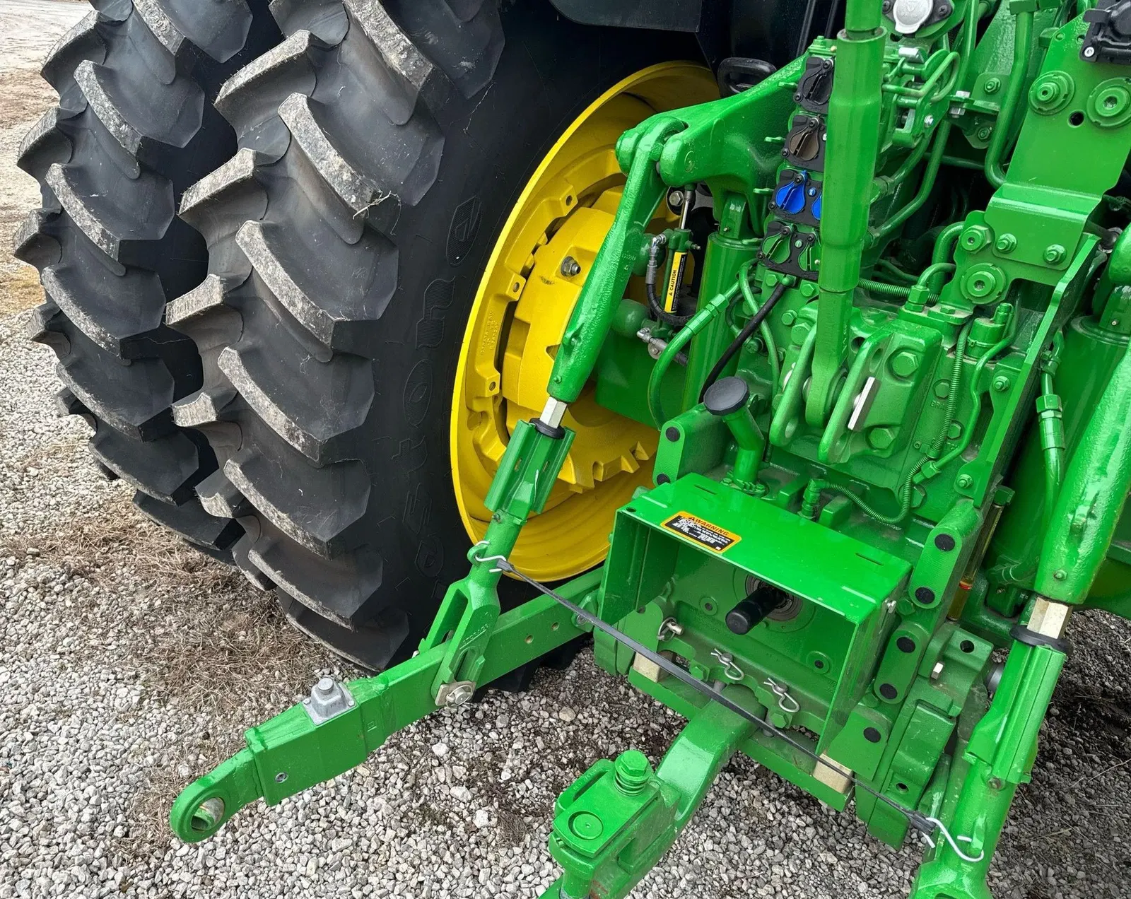 2022 John Deere 6R195