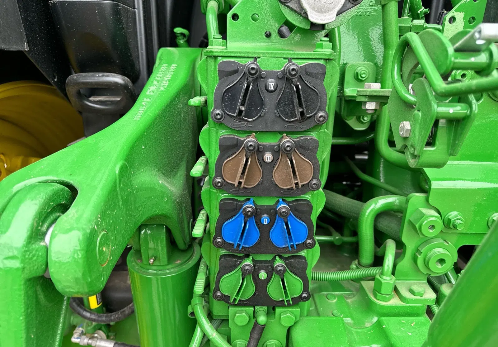 2022 John Deere 6R195