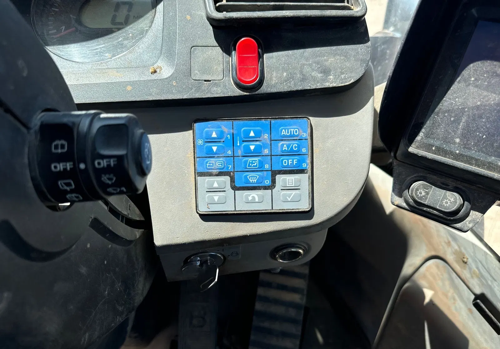 2014 Komatsu WA270-7