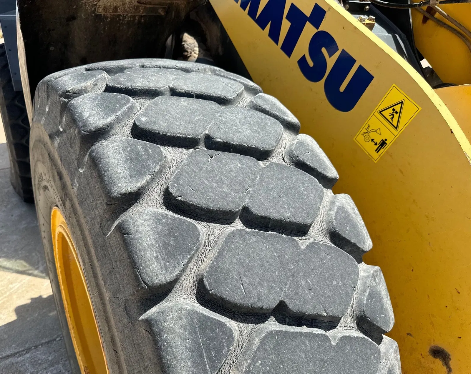 2014 Komatsu WA270-7