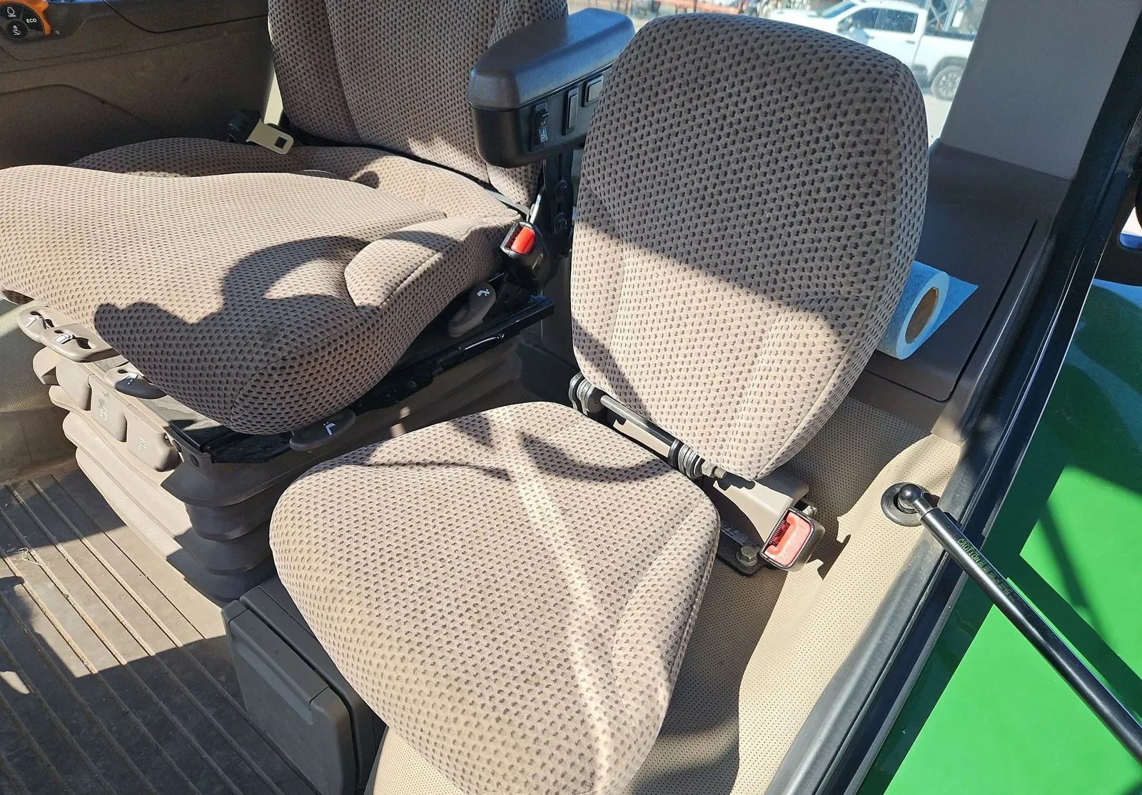 2020 John Deere 8245R