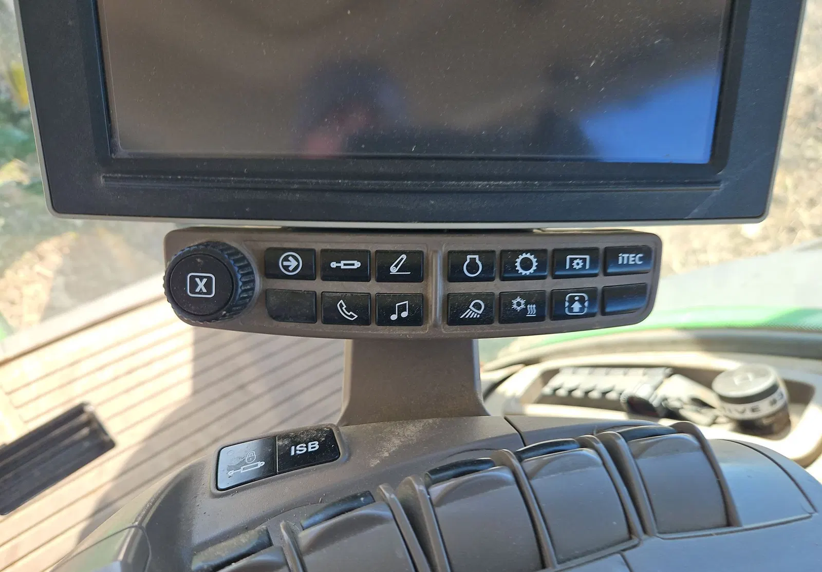 2020 John Deere 8245R