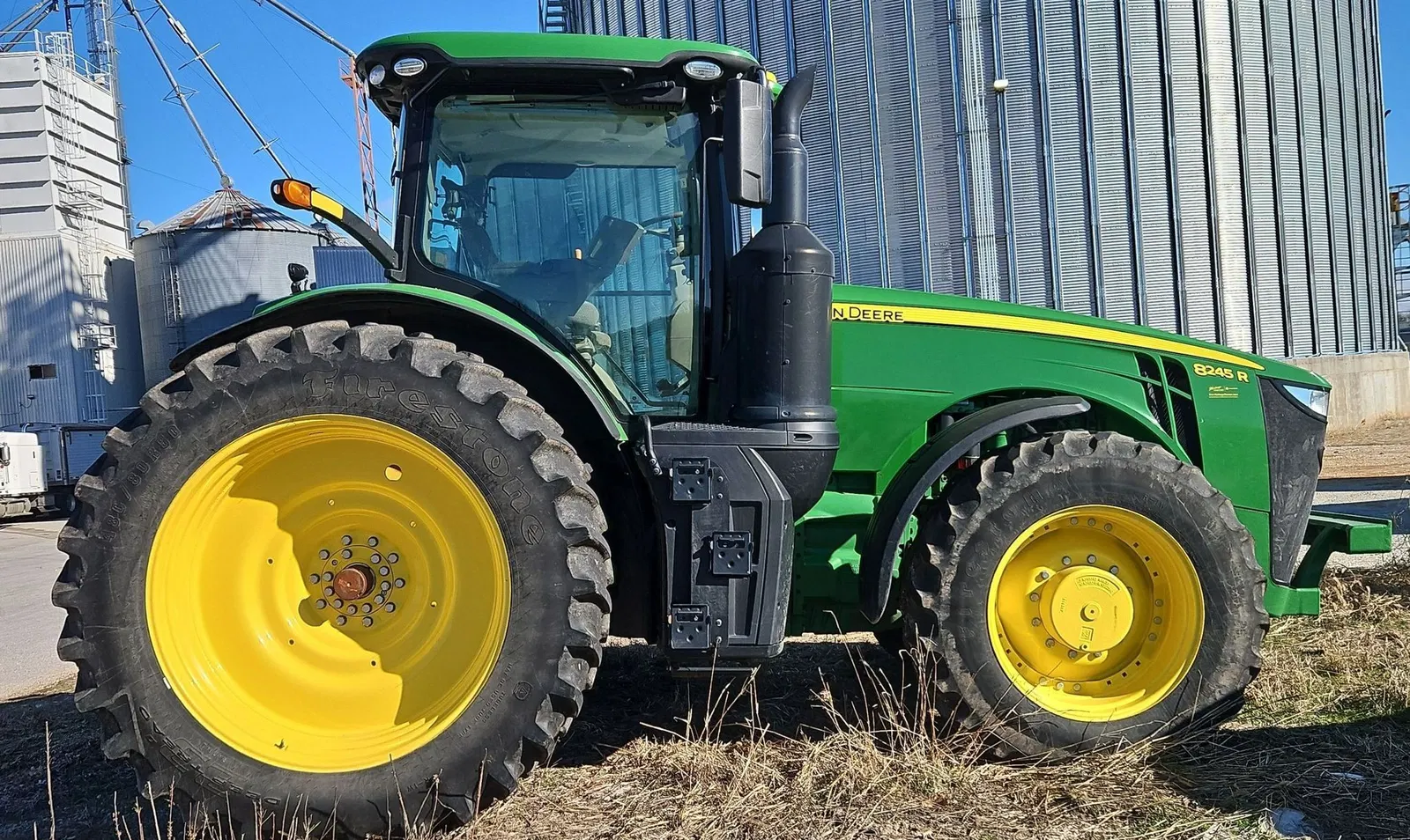 2020 John Deere 8245R