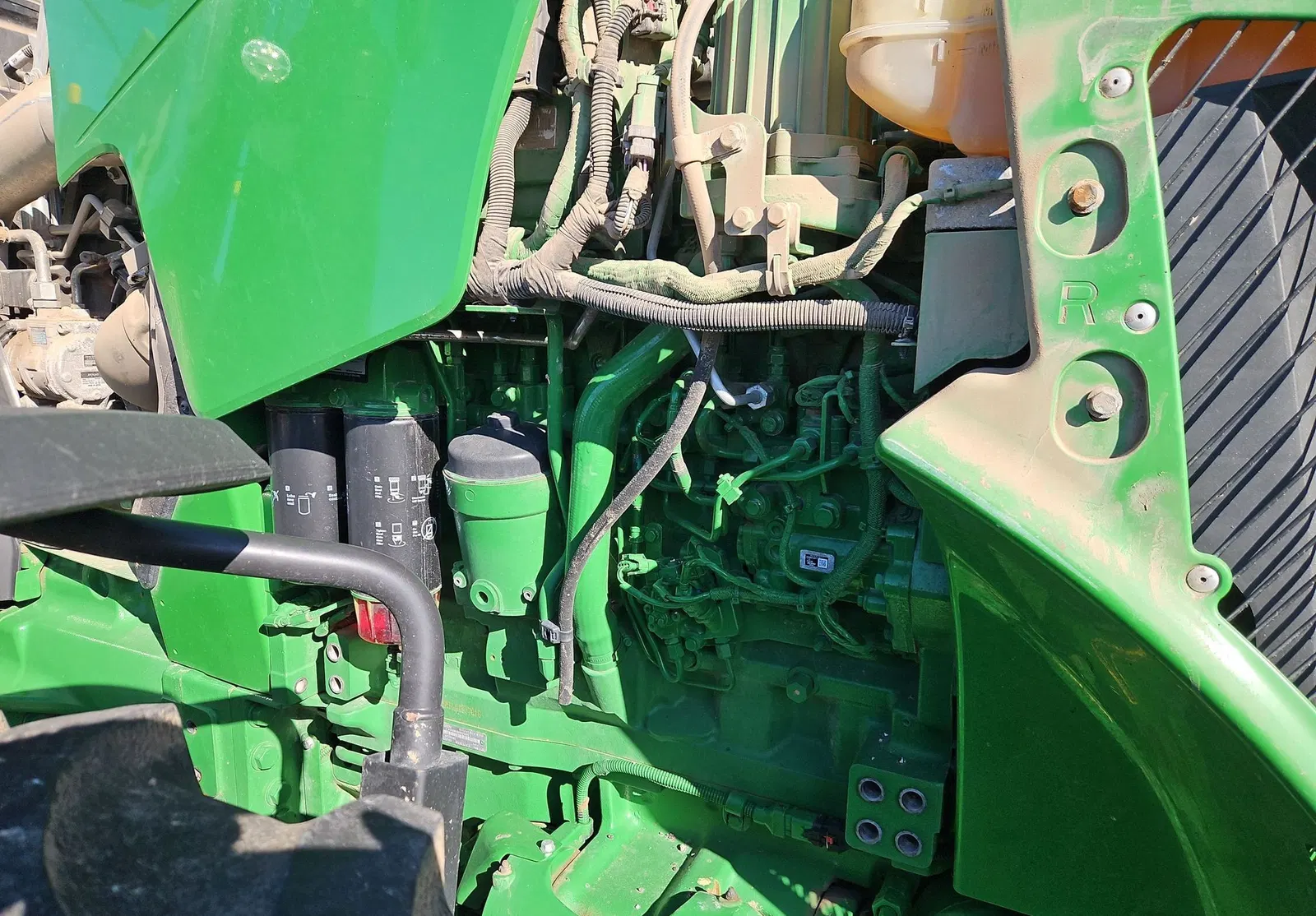 2020 John Deere 8245R